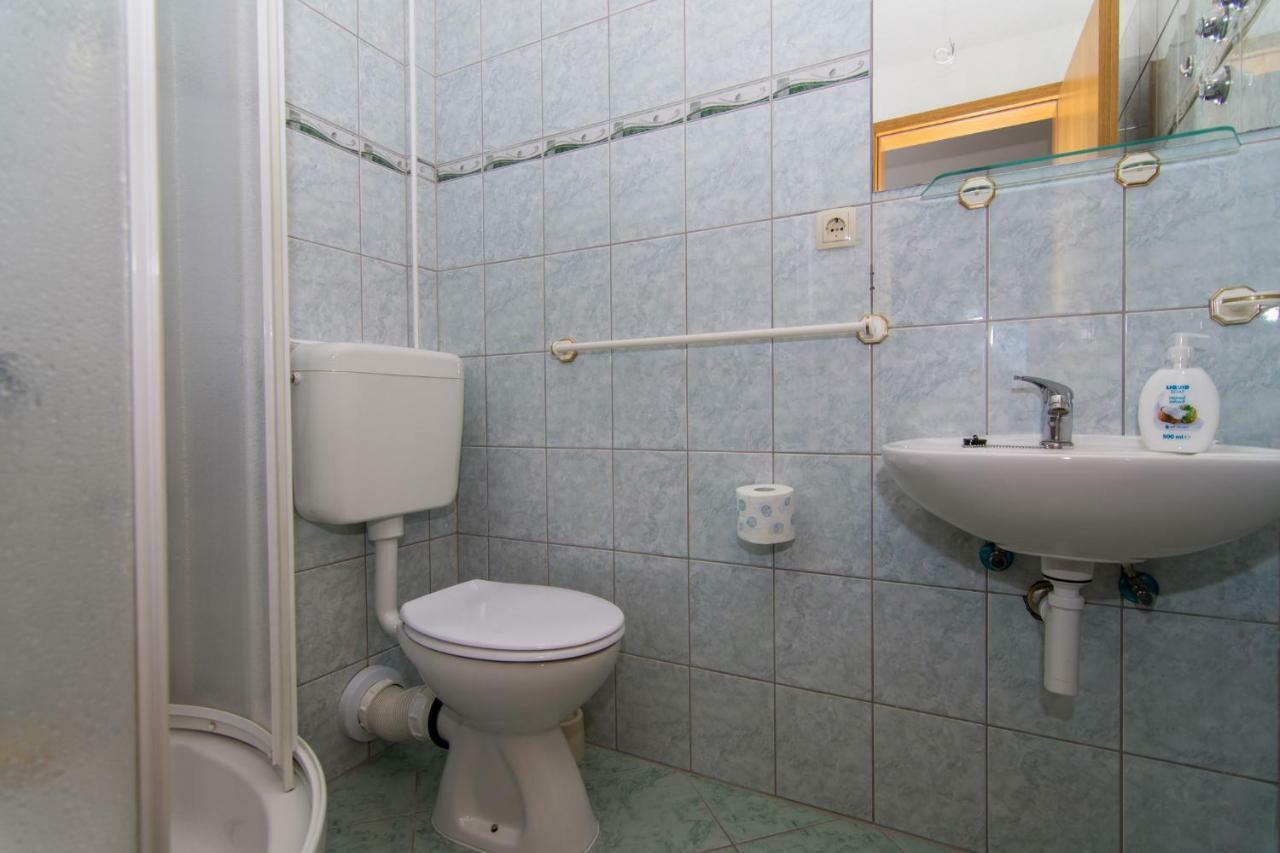 Apartments Jozic Сегет-Враница Экстерьер фото