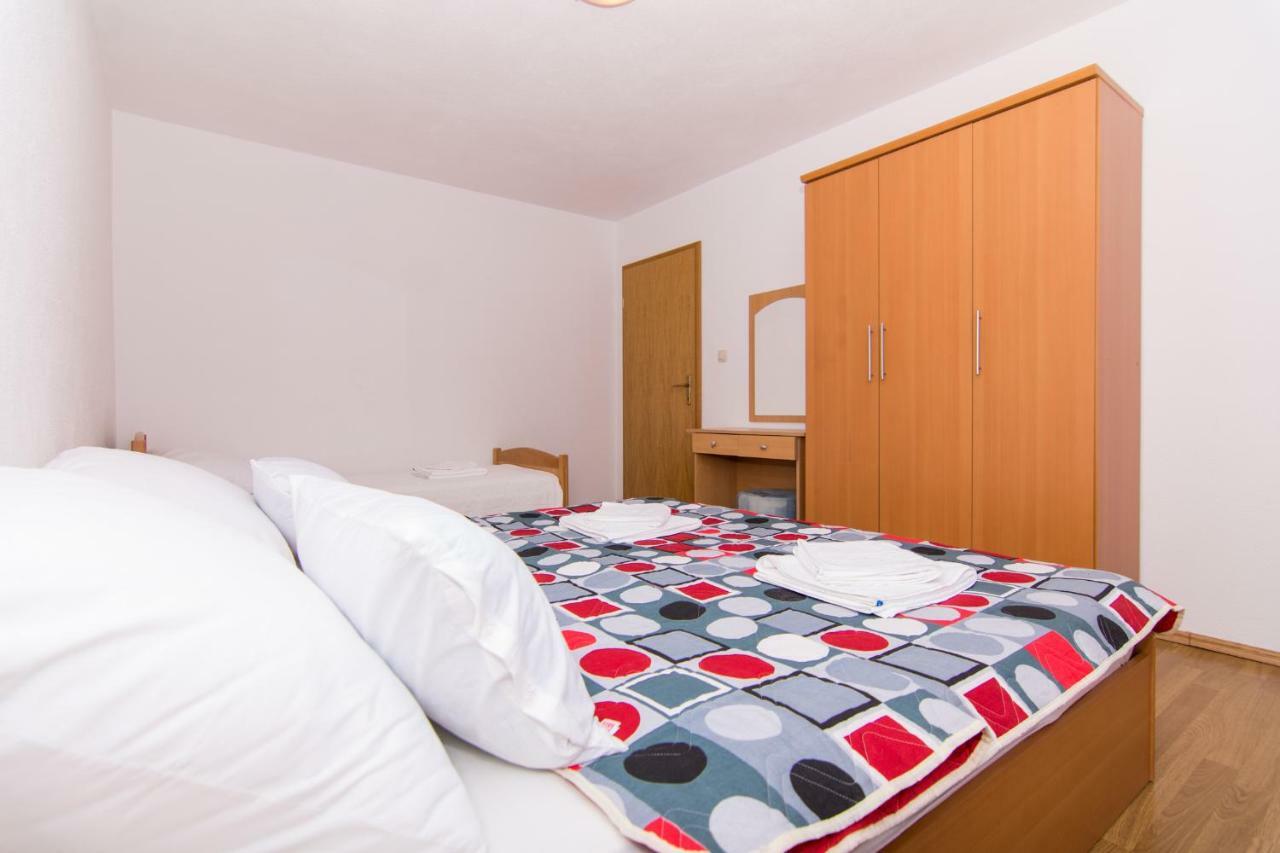 Apartments Jozic Сегет-Враница Экстерьер фото